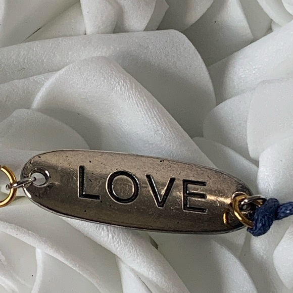 Bracelets - Picture 9 of 16